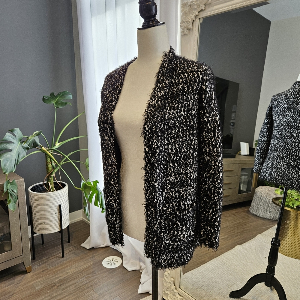 Fuzzy cardigan (xs)